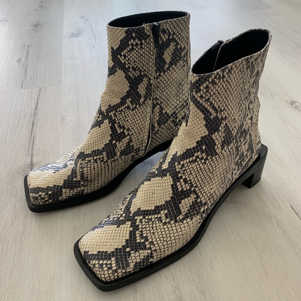 ZARA Leather Square toe Snake print Boots size 11
